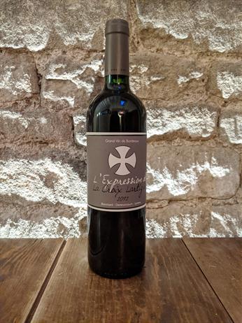 L’Expression de la Croix Lartigue 2012, Cotes de Castillon - Stéphane Derenoncourt passionately believes in crafting wines that evoke their terroir and he's excelled himself with this 70% Merlot, 30%. With bitter chocolate, blackberries and sweet spice notes.